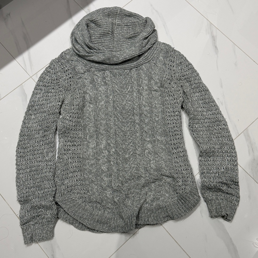 Gray Cable Knit Women's Sweater